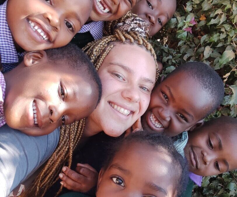 Jednostavan, ali snažan način povezivanja – pomoć djeci u Tanzaniji